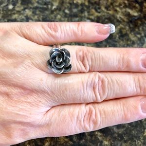 Silpada oxidized silver ring